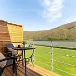 Zatoka Park - I Nad Jeziorem Holiday park