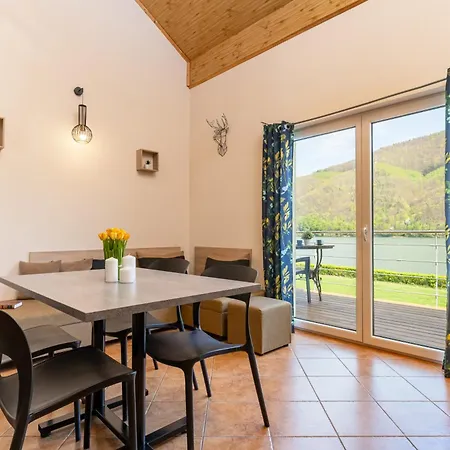 Relaks I Nad Jeziorem Semesterpark